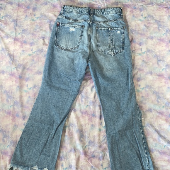 SoldHP🫧[ BDG ] Distressed High Rise Cropped Flare - Picture 7 of 11